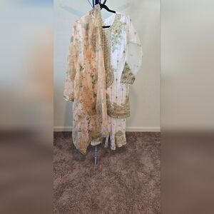 Pakistani party wear